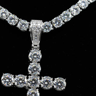 Cadena Cruz Iced Tennis Oro Blanco